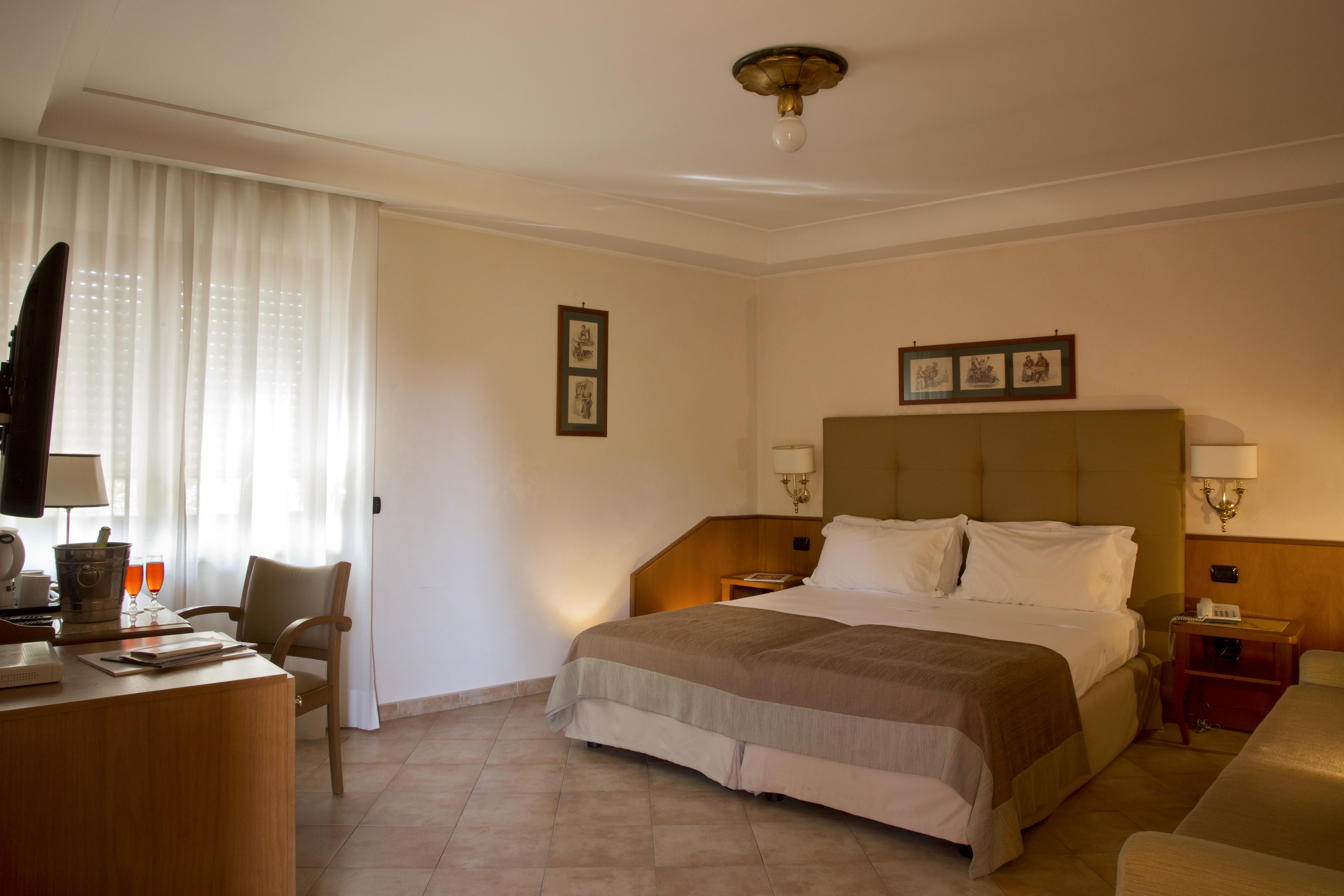 Montespina Park Hotel Napoli Bagian luar foto